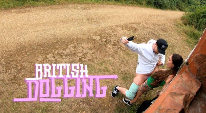 UK Outdoor Dogging nearly caught with cum walk