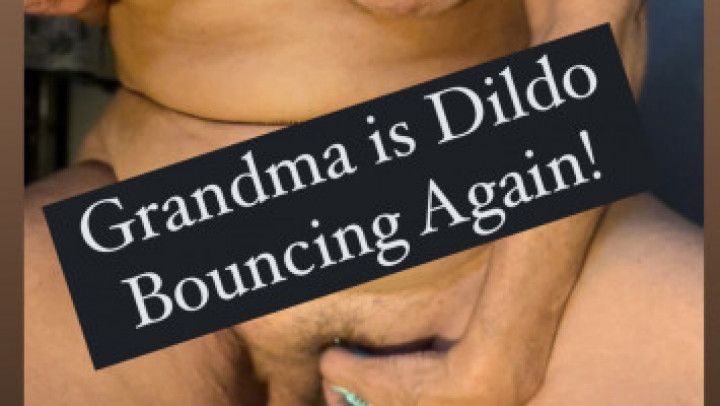 Dildo Bouncing GILF Mature MILF Elle Anthony