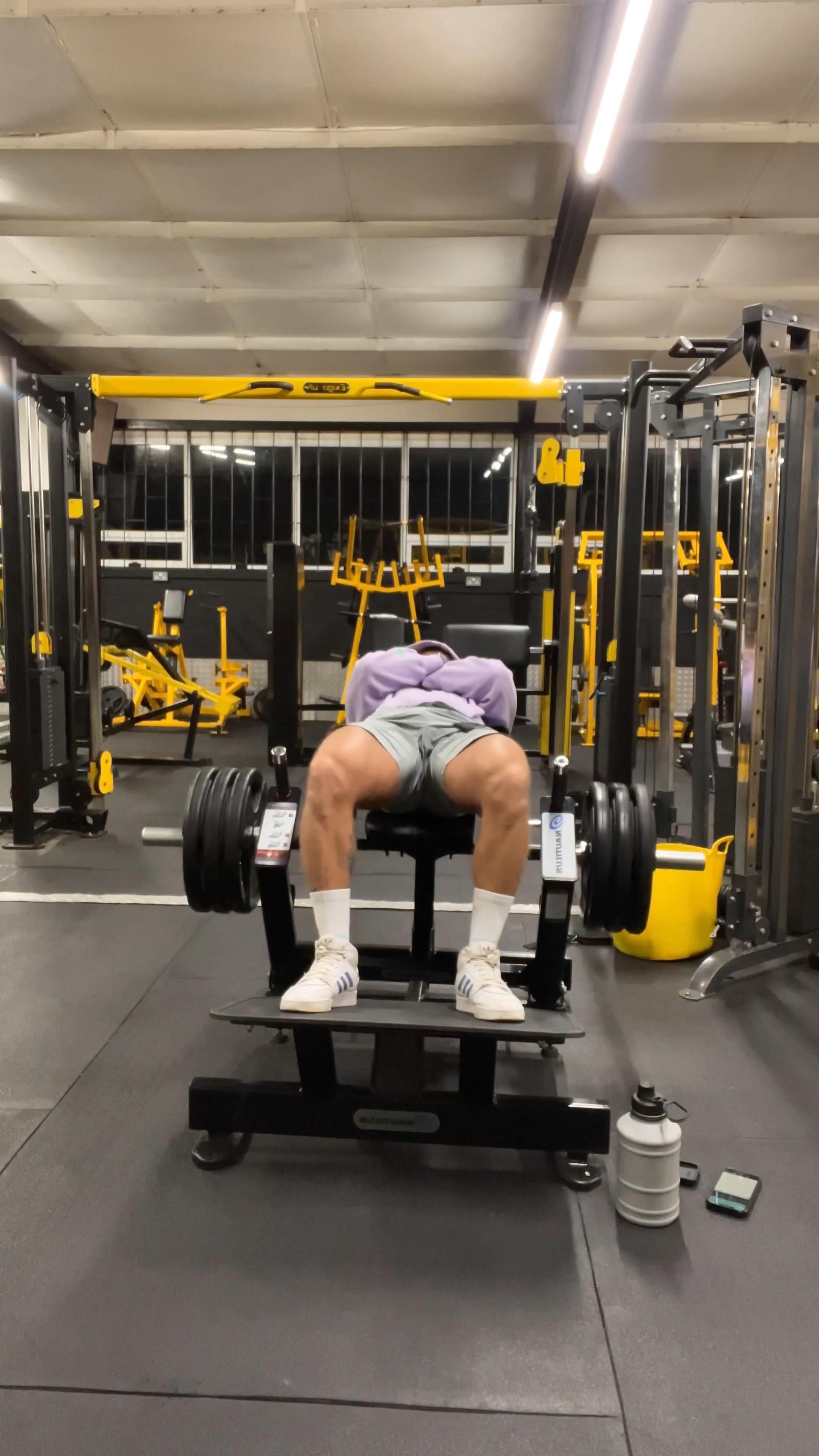 Gym Clip - 160kg Nautilus Hip Thrusts for Big Chunky Glutes