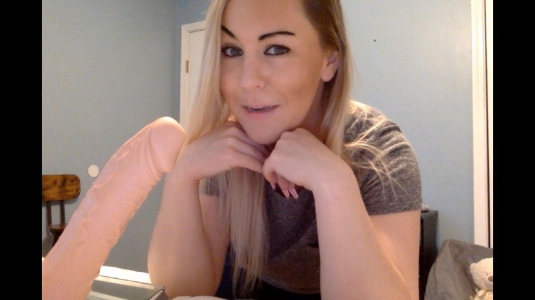 Step-Mommy Teaches Sex-ed