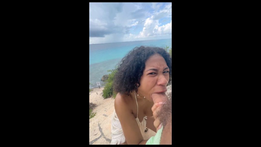 Beach blowjob from sweet little Skyla Sun