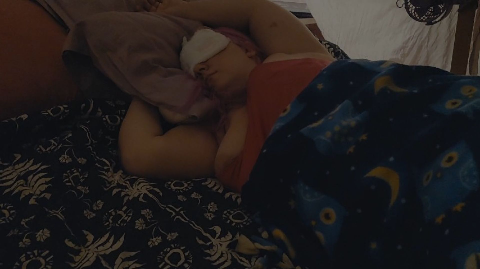 Submissive Slut gets a Midnight Snack