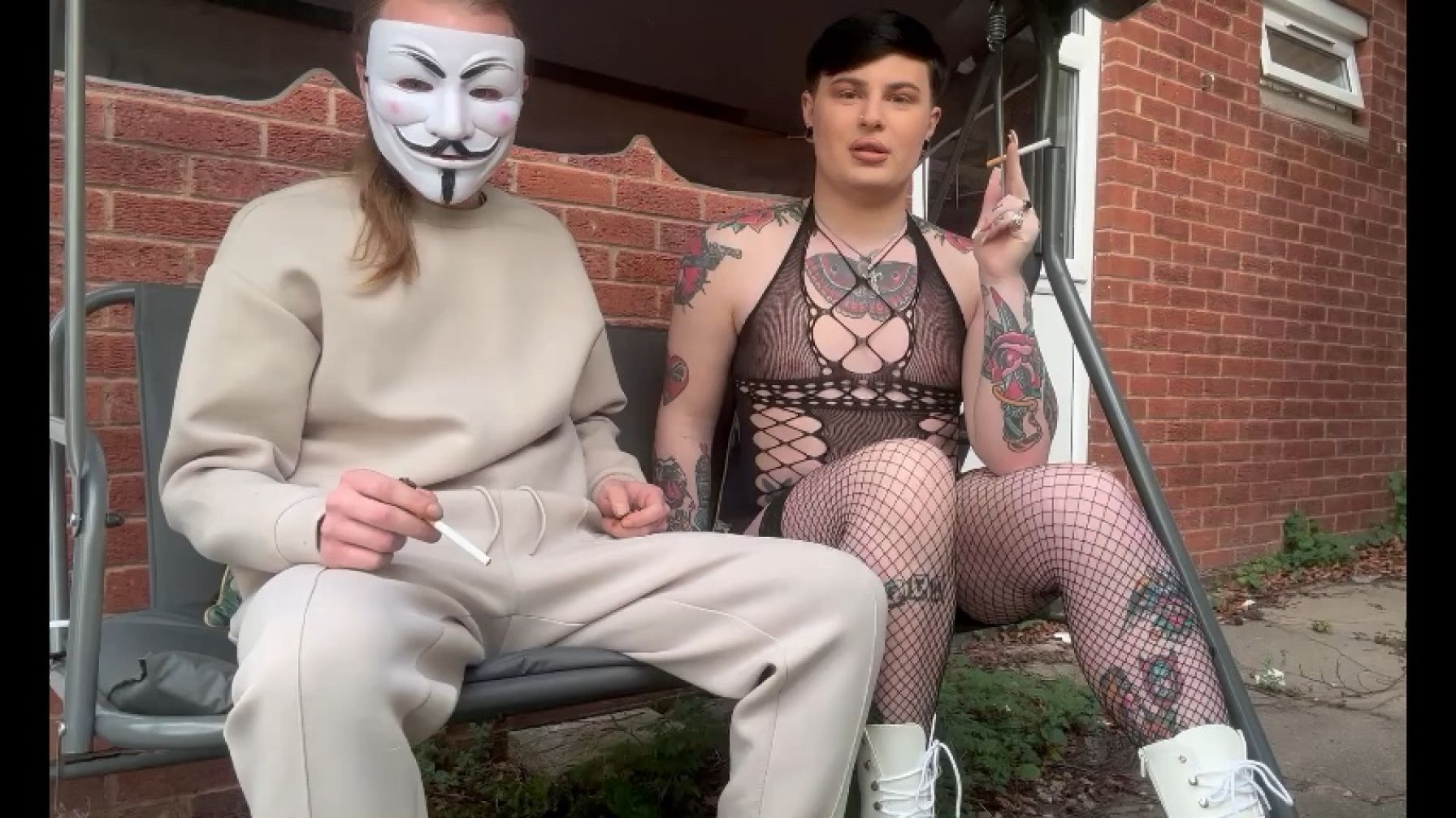 SUBMIT WHILST WE SMOKE