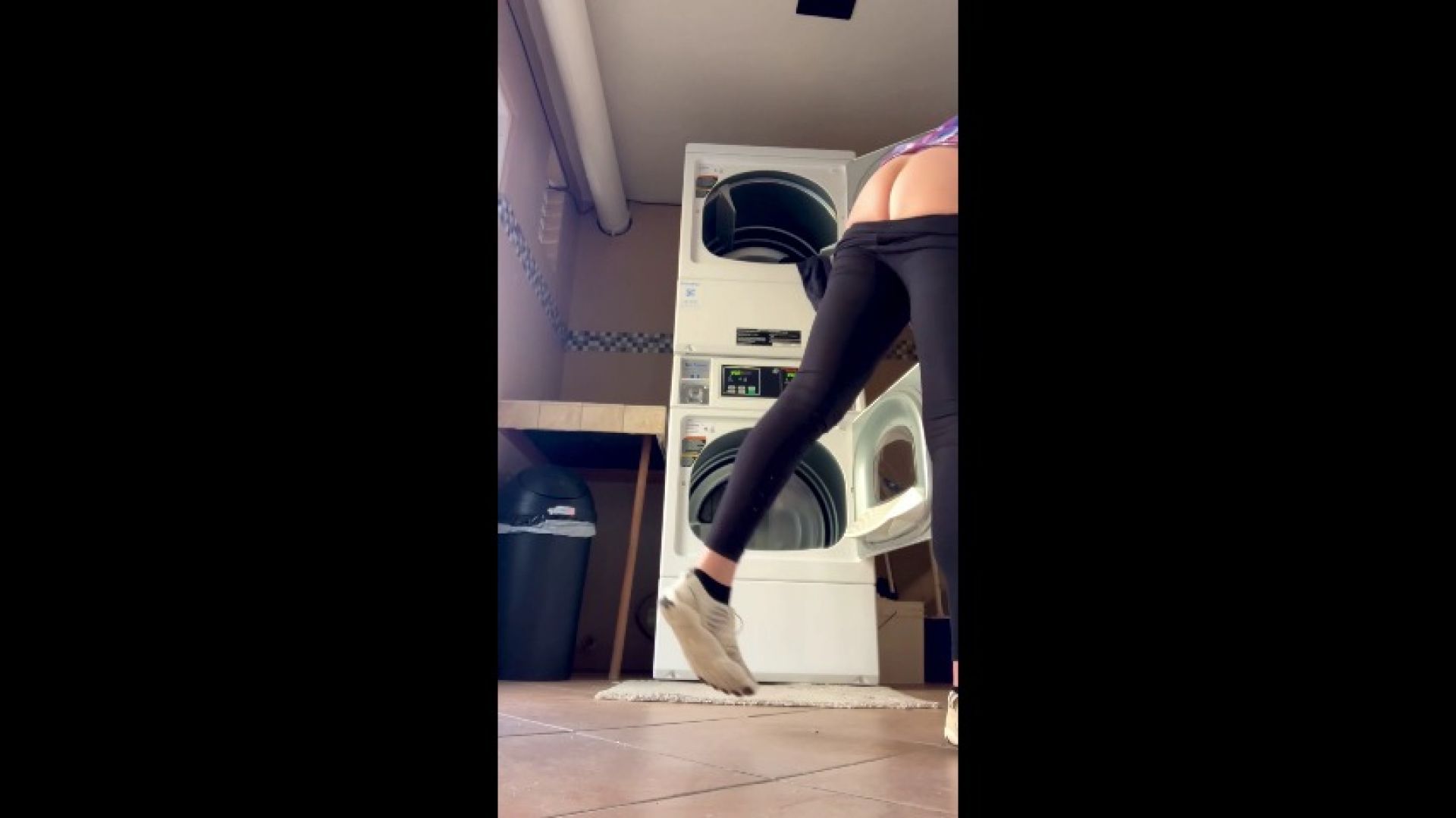 Cum put a load in me while I do laundry