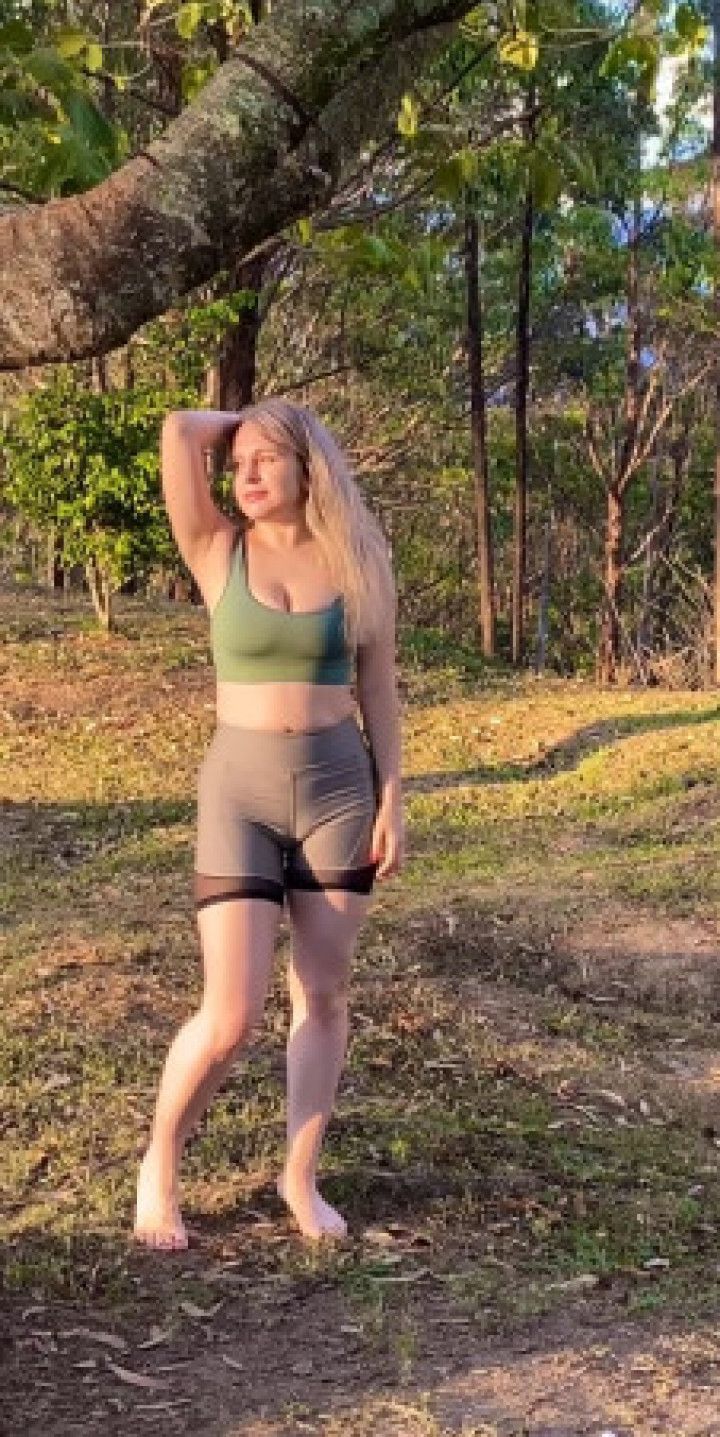 Enjoying my barefoot