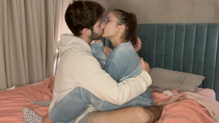 Virgin step-sister is fucked by step-brother