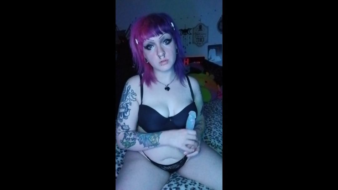 Chubby Goth GF Sucks Off Her Fave Dildo