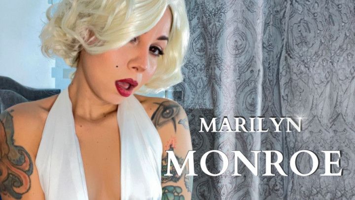 Incredible squirt of Marilyn Monroe's pussy Full HD