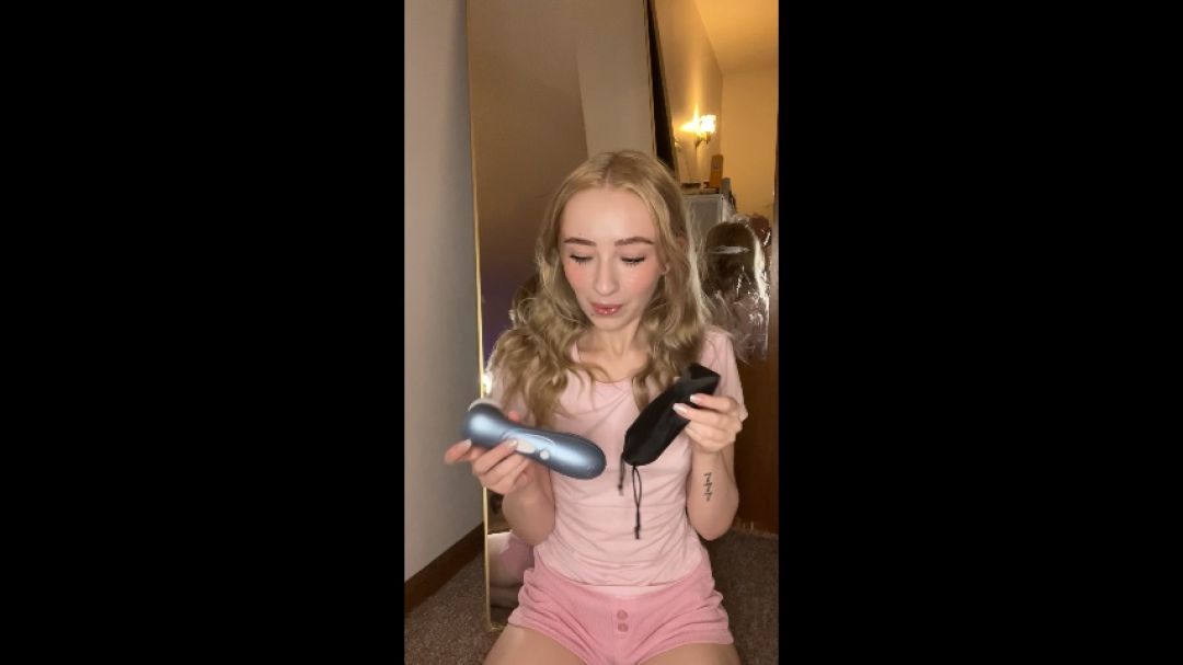 Tiny girl toy review