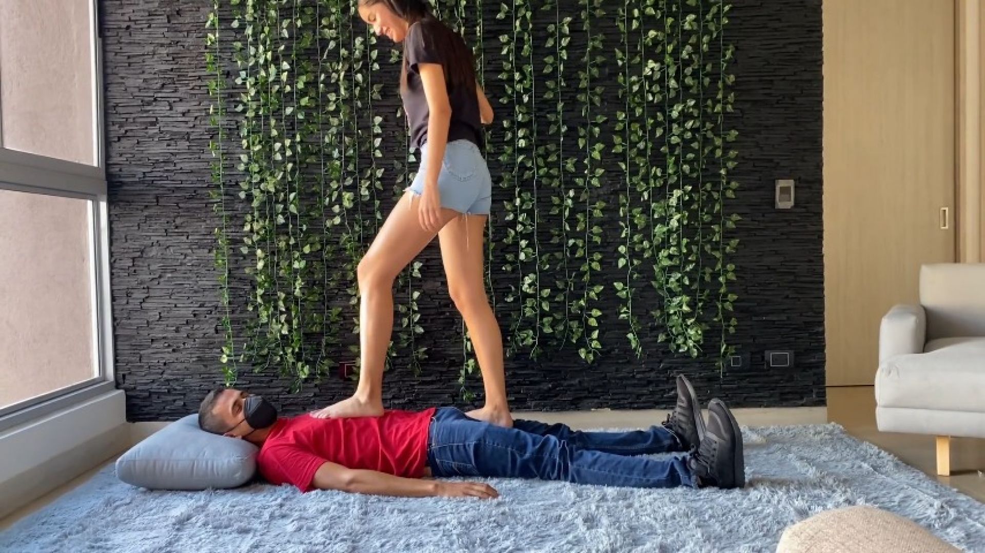 Agata First Time Trampling