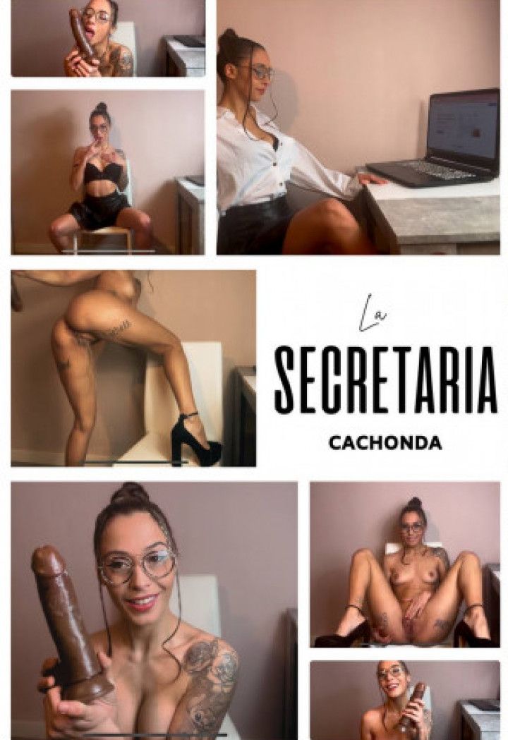 Hot secretary with squirt