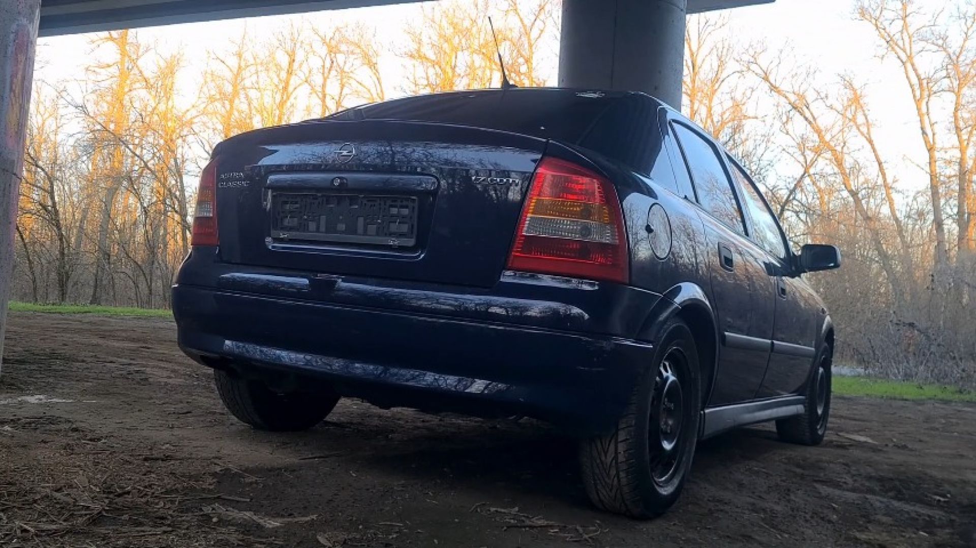 shaking, bouncing and moving back and forth the car