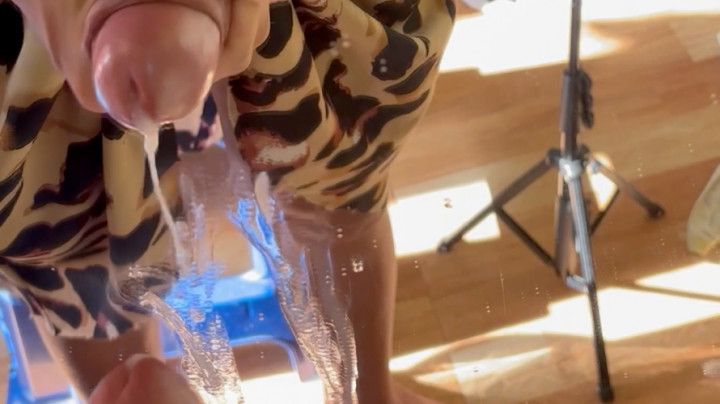 Messy Mirror Cum