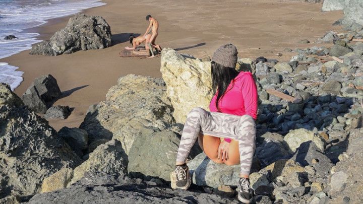 Getting off watching a HOT couple FUCKING on the Beach