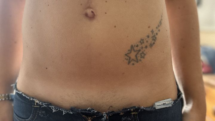 ANONYMOUS ASS CRACK: Ali Krakasauras + LOW RISE JEANS