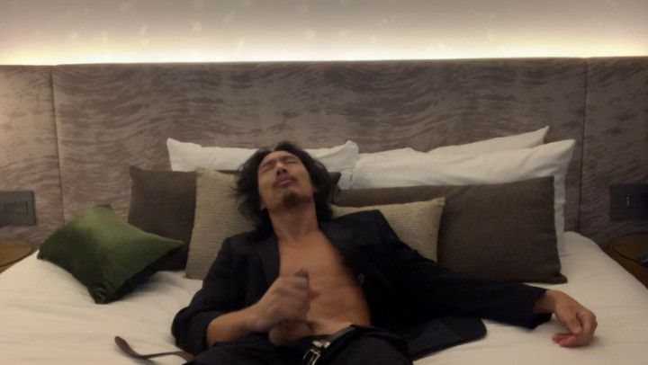 So horny thinking about you while on a business trip