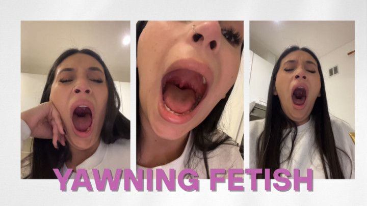 Huge yawns... my mouth wide open without fear