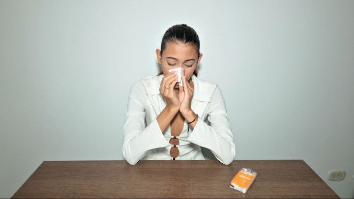 sneezing in front of a fan