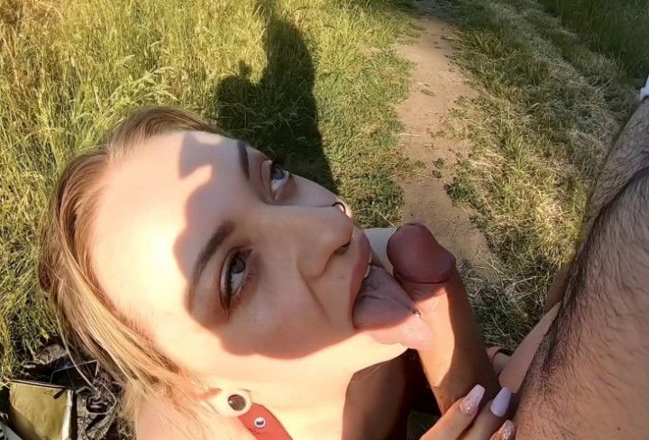 Outdoor public park quickie creampie