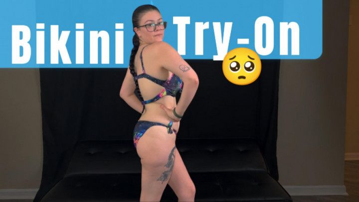 Getting Changed into my Bikini