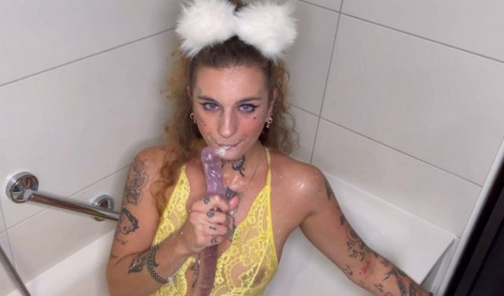 Kitty is thirsty for milk