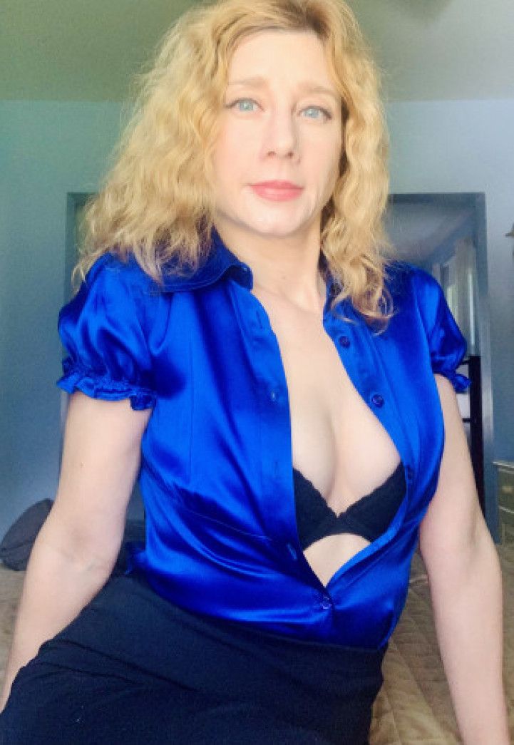 Mean Giantess Professor Swallows You Whole