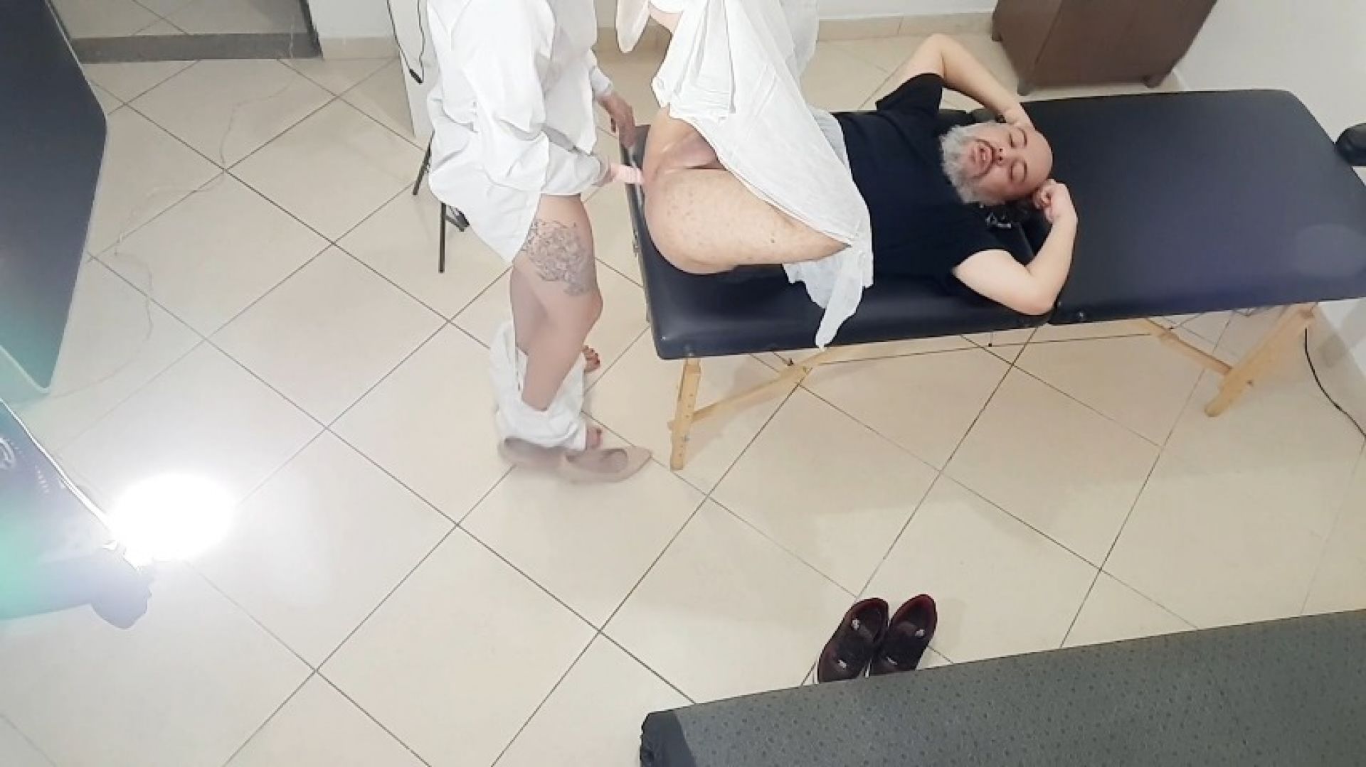 A doctor who performs a prostate exam ends up sticking a str