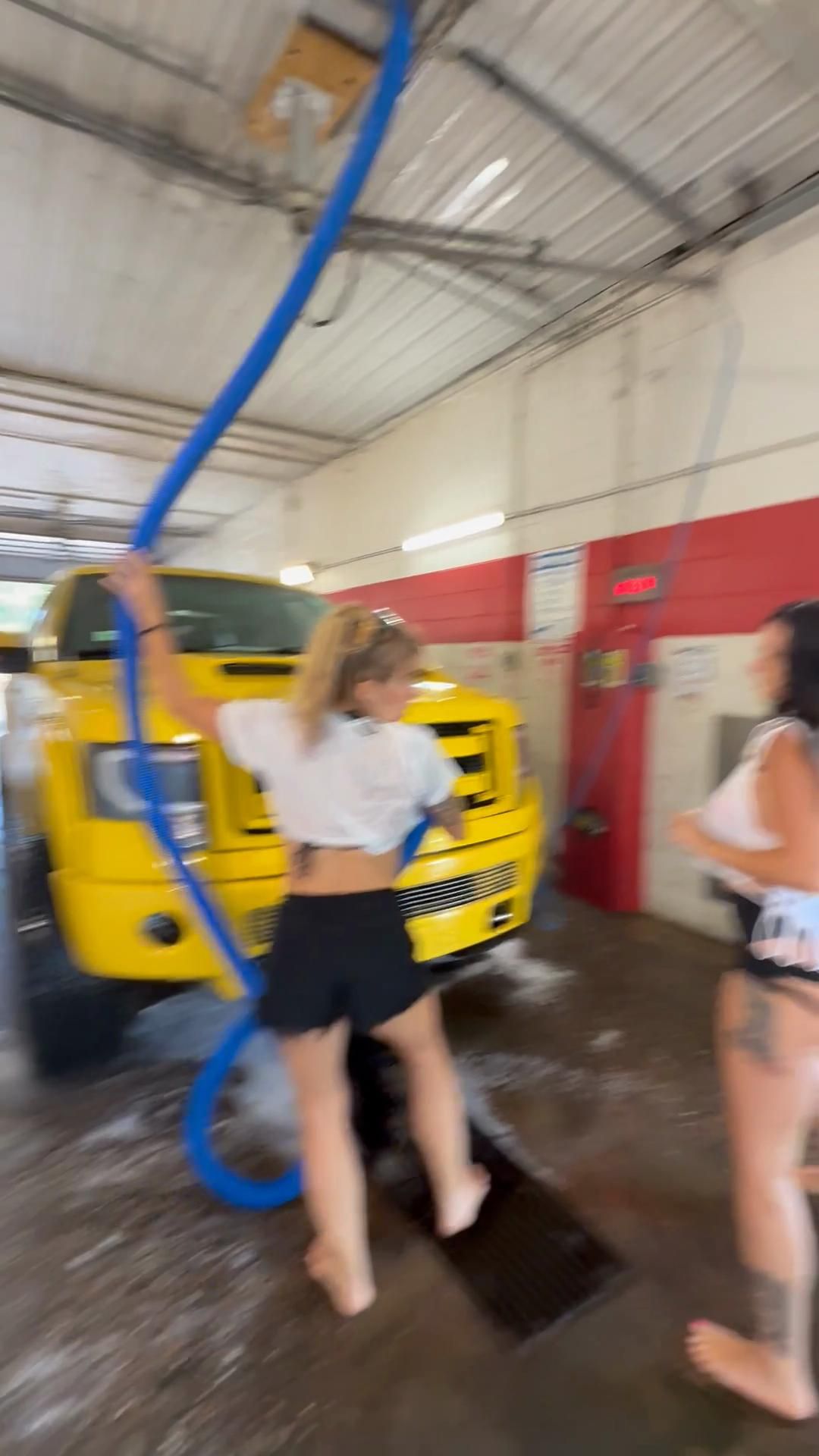 Filming the car wash trend with Superlivvy and Charli deter