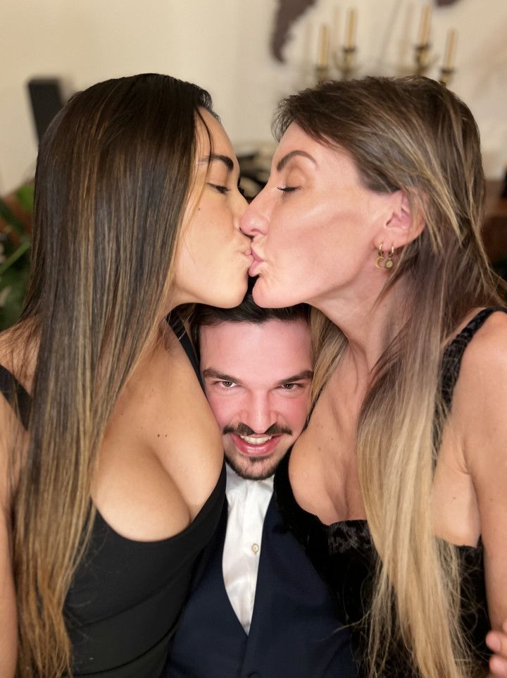 Sofa Threesome Mia Nins,  Anouk Grey and Nick Yellow