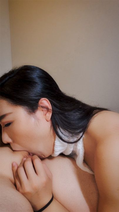 I love to deepthroat step-daddy's cock