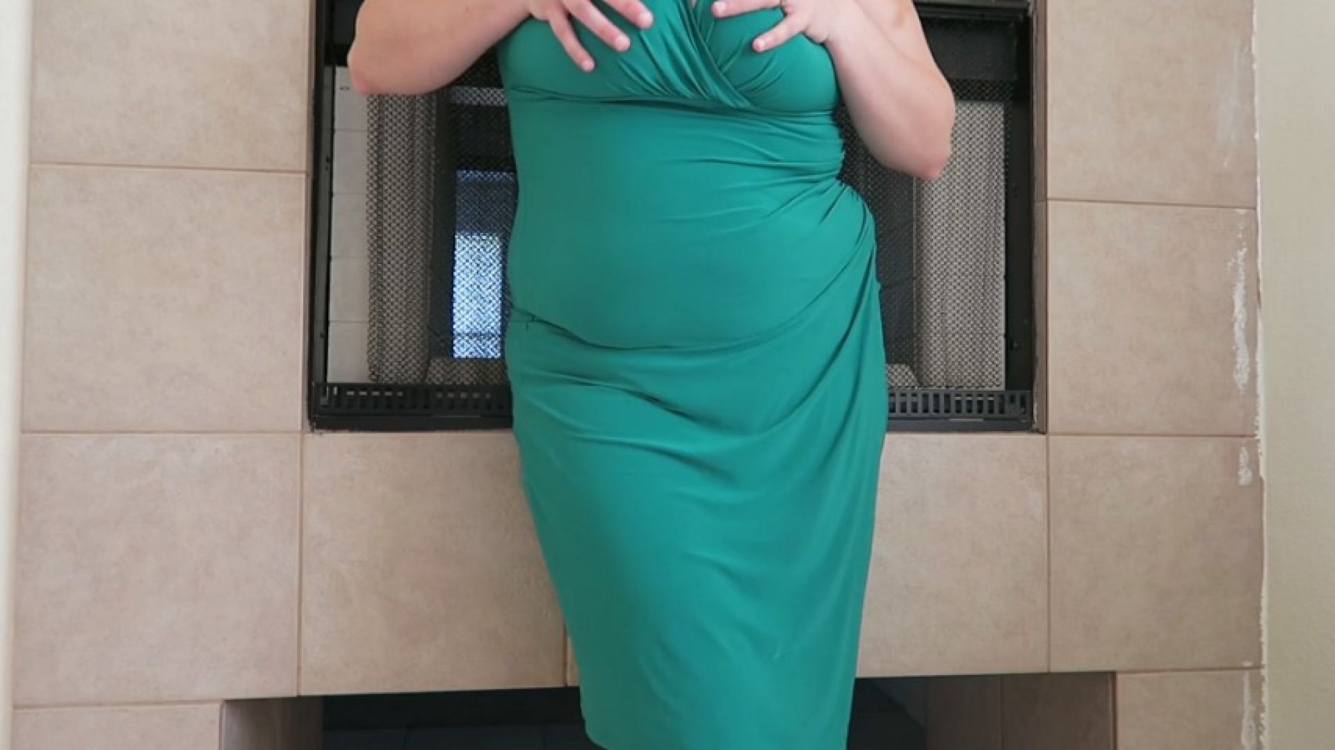 Flashing you in my dress and flicking my bean