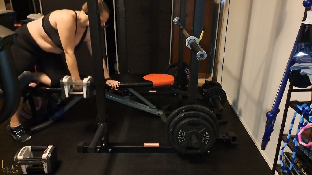 No Pain, No Gain!  Intense Weightlifting Workout