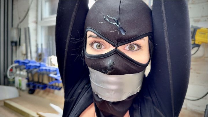 Tatti Steals From The Wrong House