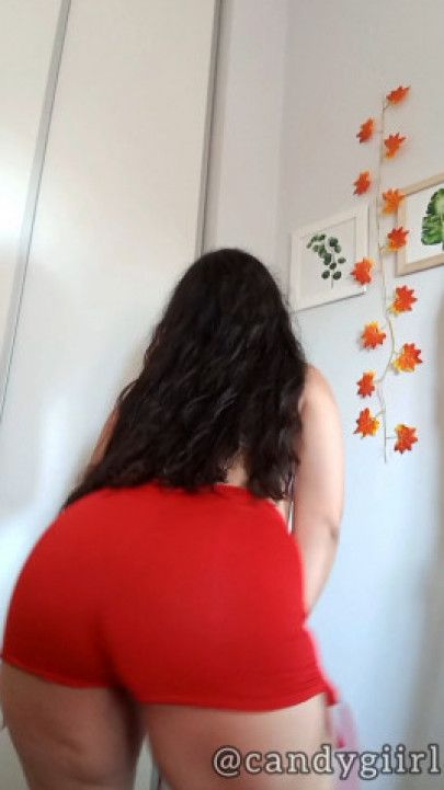 Chubby Latina dancing reggaeton