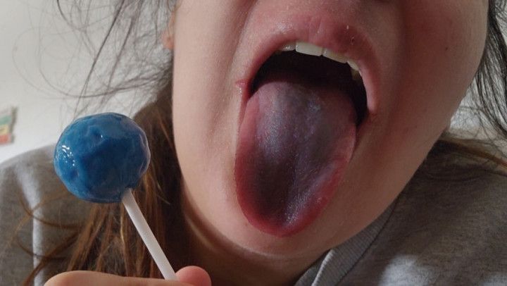 TONGUE AND MOUTH BLUE