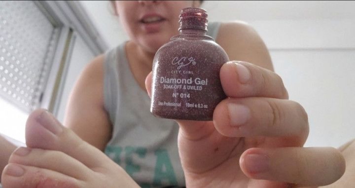 Painting my toenails