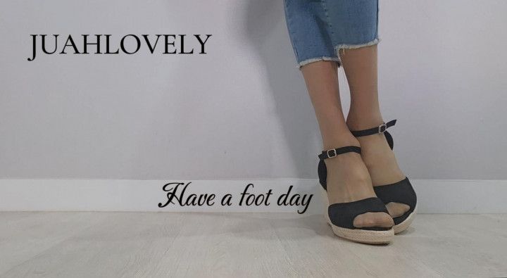 HFD-005 Have a foot day