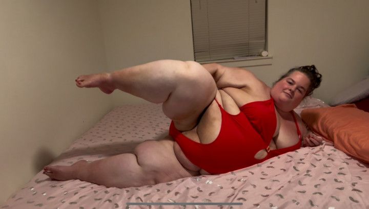 SSBBW sucks and fucks