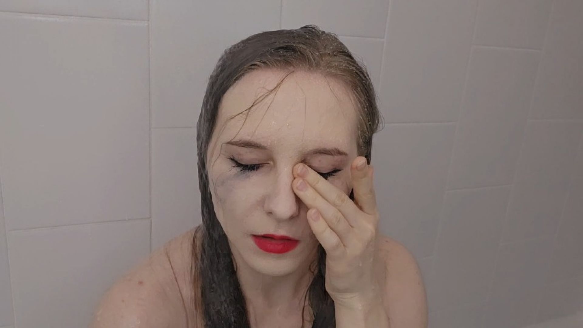 Removing my make up in shower