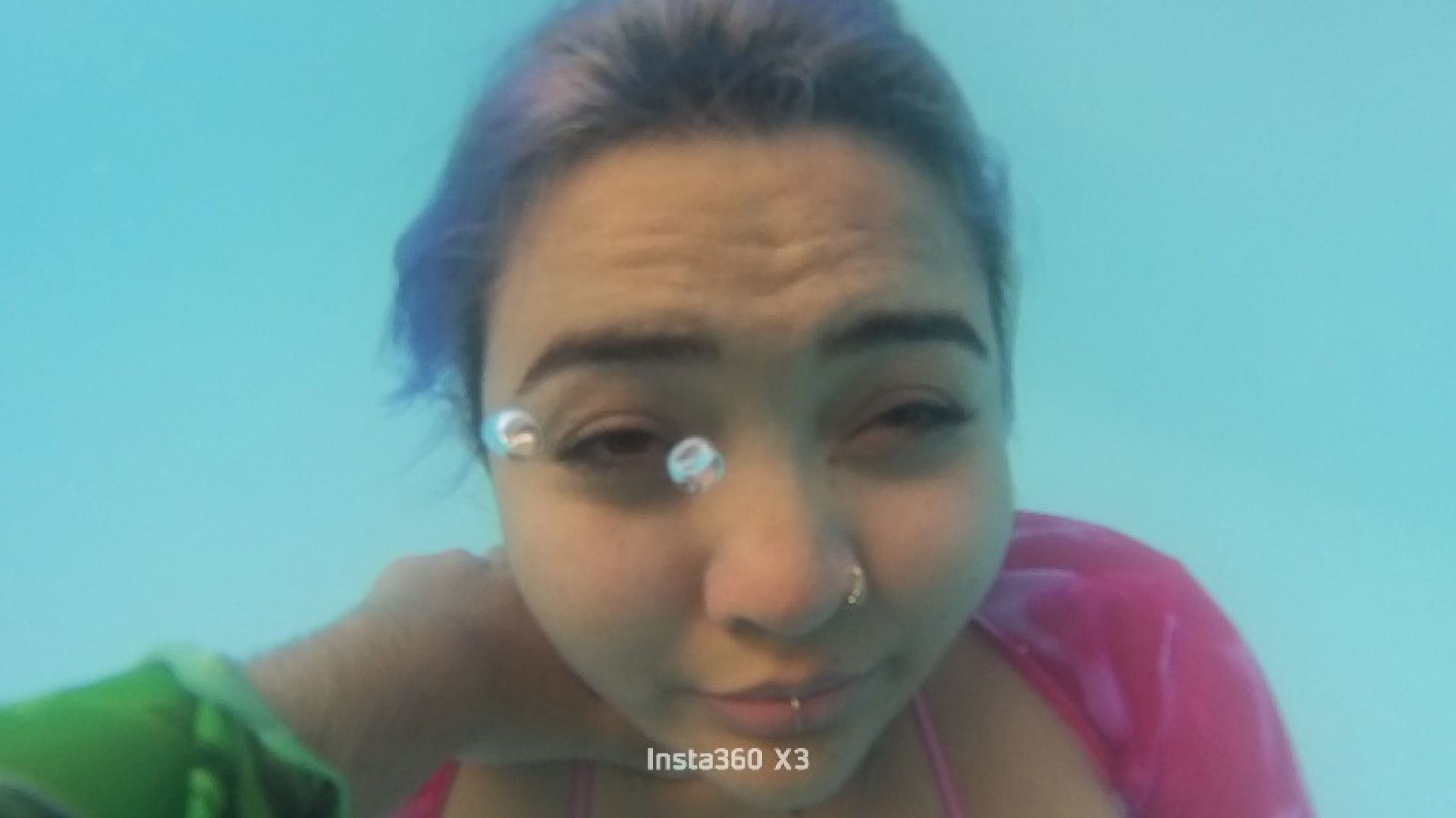 Breathing game, Latina in small bikini on big ass - outdoor