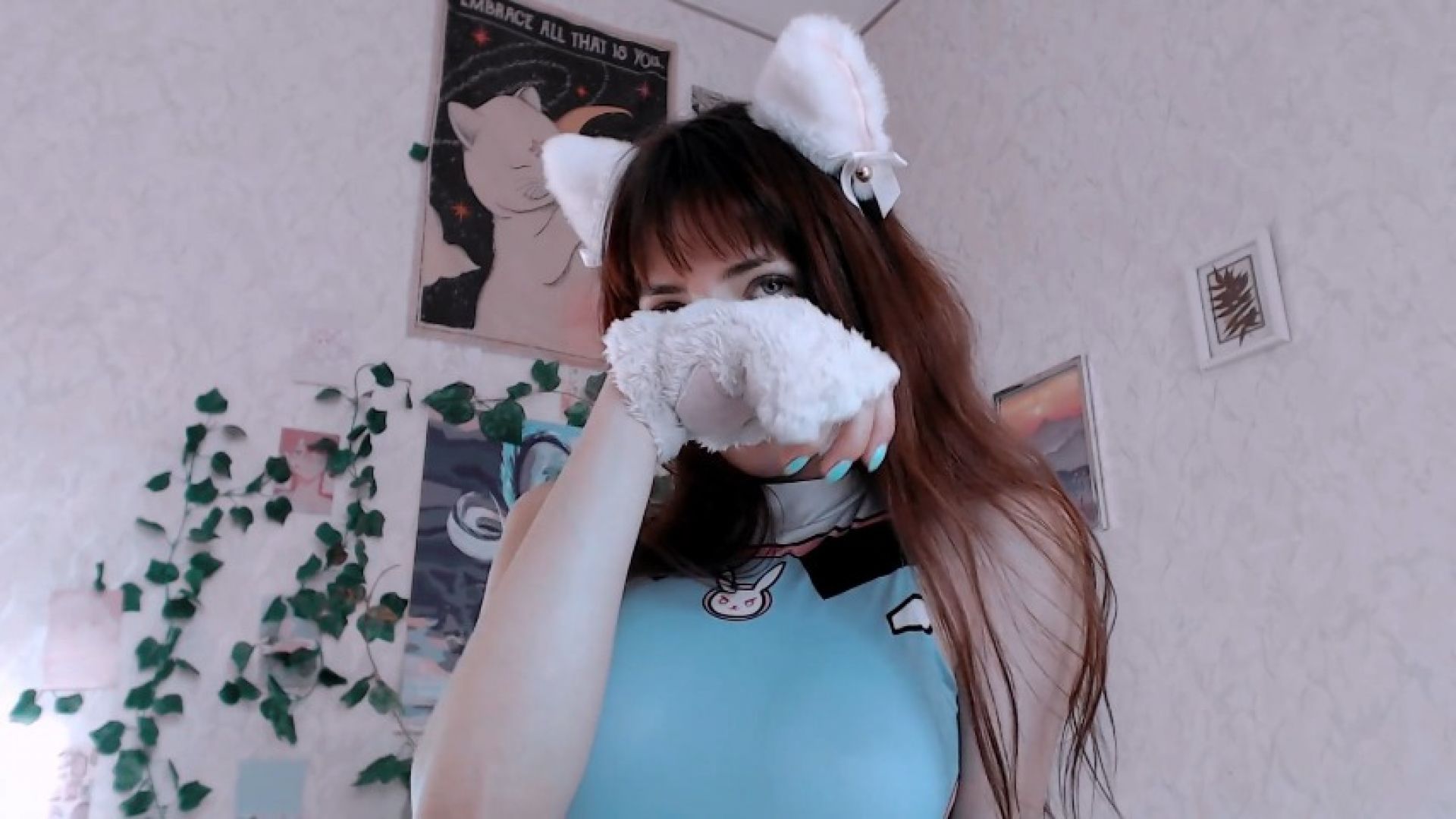 d.va overwatch  with kitty cat ears and paws