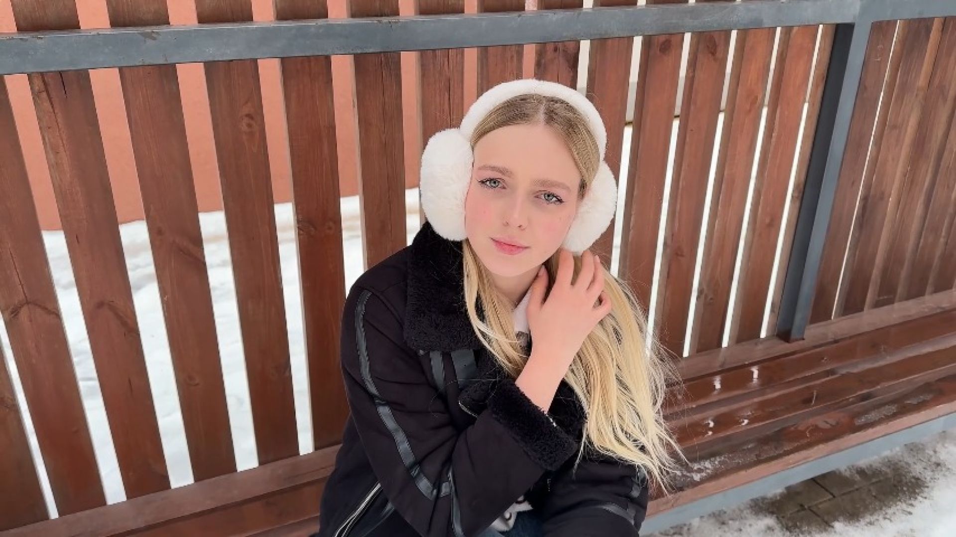 A stranger was divorced for sex by offering a new iPhone