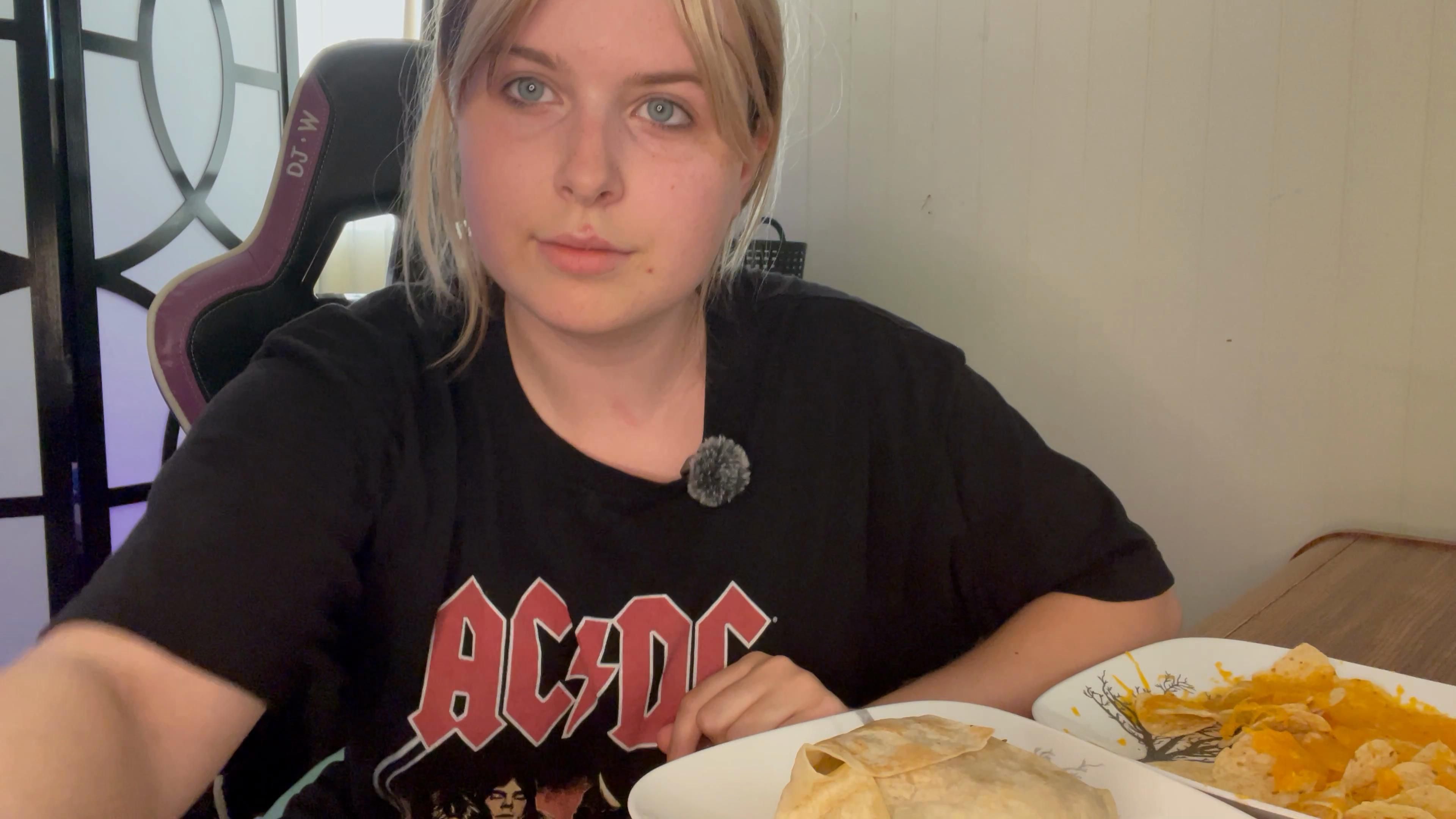 Nachos and burrito eating