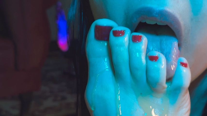 Feet With Honey Taste