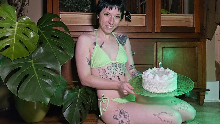 Birthday Cake Sitting