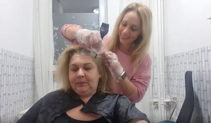 isabella bleach my hair while i wear cape