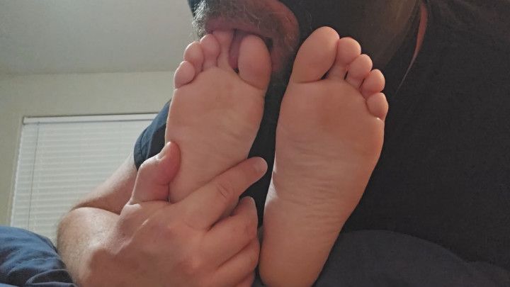 TV Toe Sucker at it Again Part 1