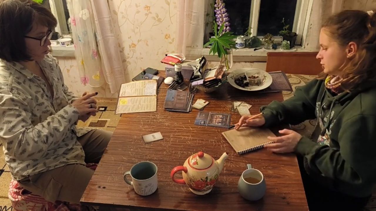 Plaing the quest board game