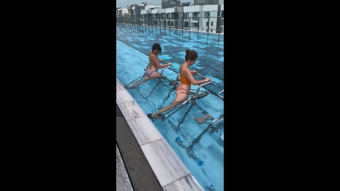 Weird Thing In The Pool