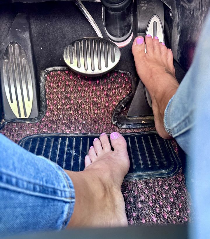 Hotwife rules: I control the gas